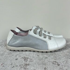 Wonders Spain leather pull on sneakers - EUC